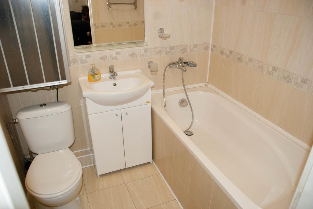 Apartment On Akademika Lazarenka 48A 리비프 외부 사진